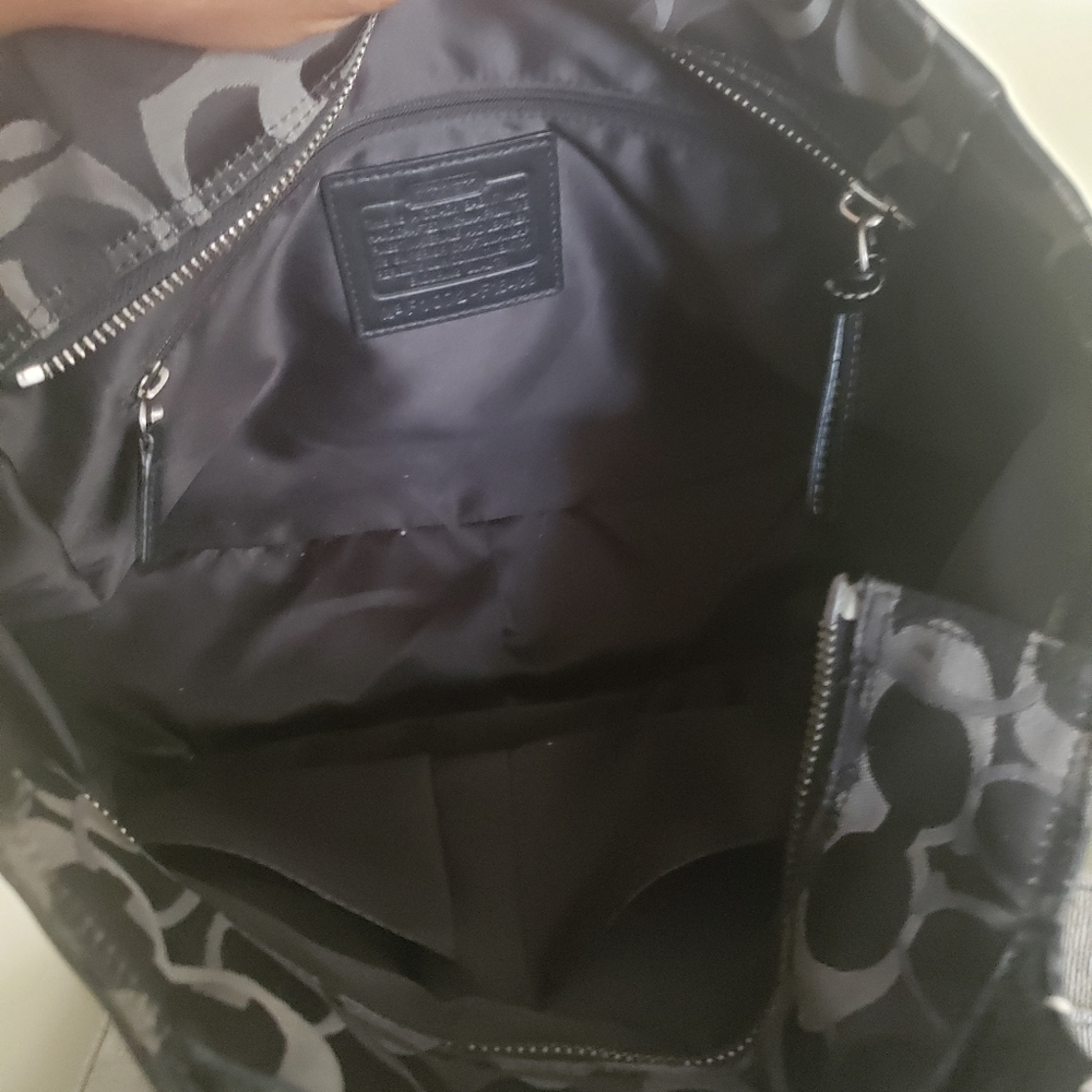 Purse - Picture 2 of 2